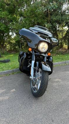HARLEY-DAVIDSON CVO STREET GLIDE 